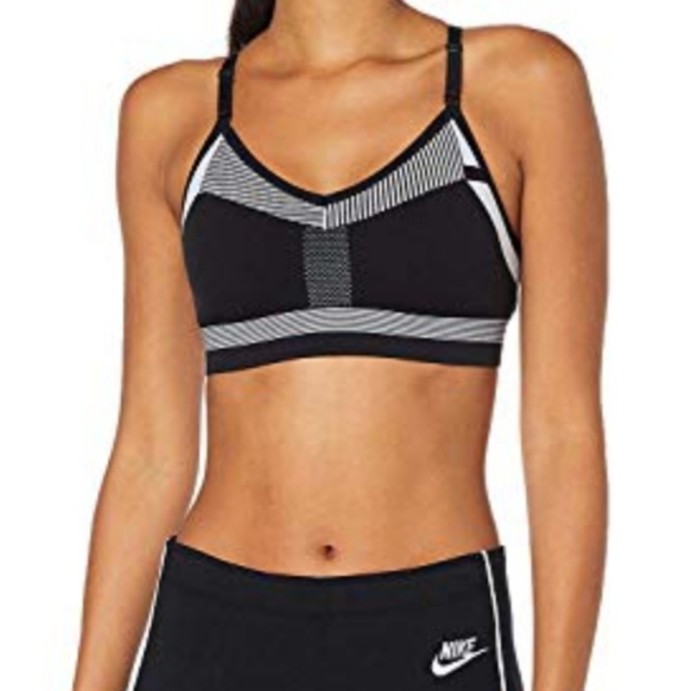Nike Flyknit Indy Medium Support Sports Bra, Size Medium